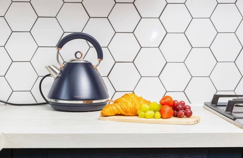 Darcy Lever Haus | WhiteOak - lovely 2 bed home sleeping 6 people.