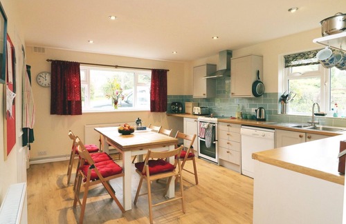 Bicknoller Hütte | Whites Meadow