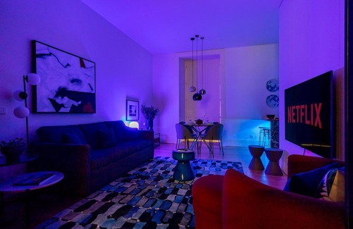 Santa Maria Maior Wohnung | WHome Prime Location Contemporary Luxury Apartment w/AC & Elevator