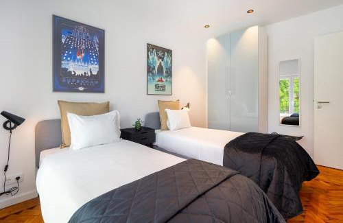 Sao Bento Wohnung | WHome Prime Location w AC 3-Bed Duplex Perfect for Families ONLY