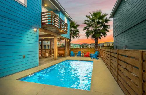 Roosevelt Haus | Why Knot Relax - Heated PRIVATE Pool Beach Gear Credit Included