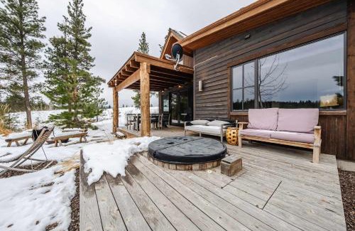 Eureka Haus | Wilderness Club Cottage on 18th Green