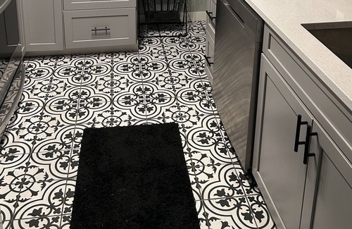 Riverfront Wohnung | Williamsburg Grotto