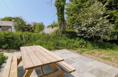 Hele Hütte | Willow Cottage