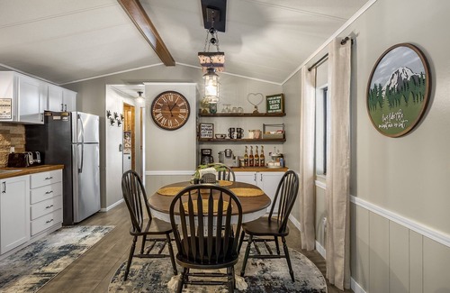 Ashford Haus | Willow's Hideaway @ Mt. Rainier - Sleeps 2-6