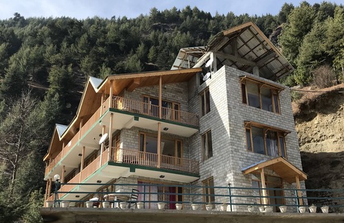 Manali Hütte | Wind Chimes Family Guest House heißt Sie willkommen