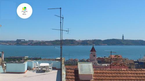 Misericordia Wohnung | Windows of Bica-great view over river