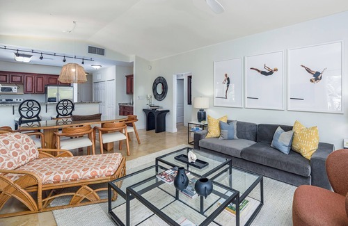 West Bay Wohnung | Windsong 4 - Luxury Condo-4 UNIT COMPLEX-Boggy Sand Rd-gated access to SMB