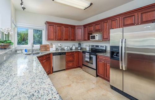 West Bay Wohnung | Windsong 4 - Luxury Condo-4 UNIT COMPLEX-Boggy Sand Rd-gated access to SMB