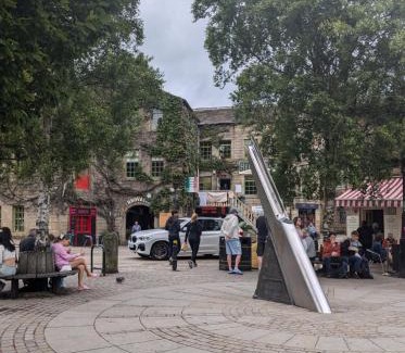 Wadsworth Haus | Windsor View