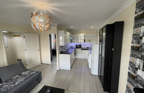 Vange Haus | WindyS Basildon Smart Home, you will love it.