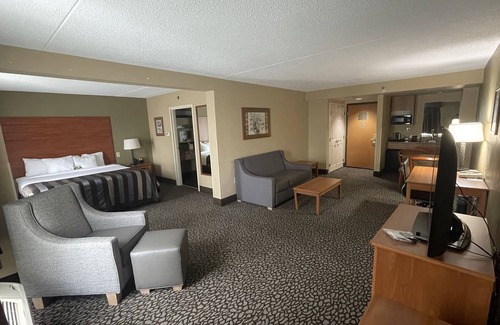 Little Rock Hotel | Wingate by Wyndham Little Rock