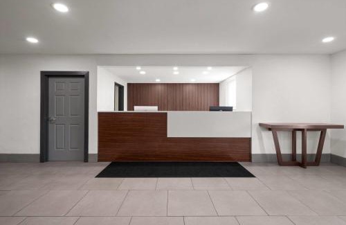 Matthews Hotel | Wingate by Wyndham Matthews - Charlotte