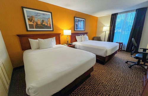 Fenton Hotel | Wingate by Wyndham St. Louis/Fenton Route 66