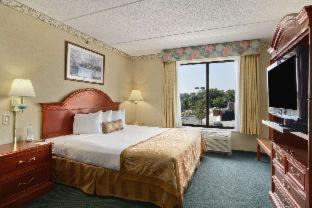 Norma Hotel | Wingate by Wyndham Vineland