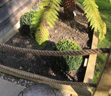 Boscundle Wohnung | Winnie's Corner - Self Contained within the grounds of another property, in an idyllic wooded setting