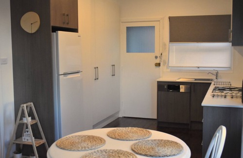 Leura Haus | Winston Cottage Leura - BEST Location & Views