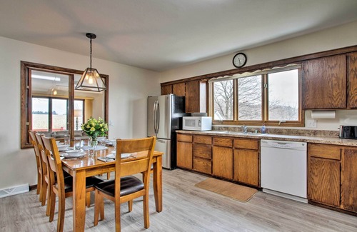 Merrimac Haus | NEU! Wisconsin River Valley Farmhouse w / Ansichten!