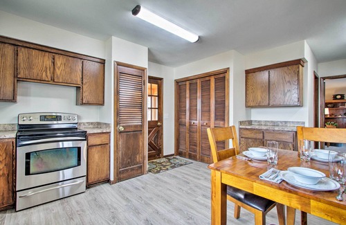 Merrimac Haus | NEU! Wisconsin River Valley Farmhouse w / Ansichten!