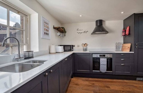 Sheffield City Centre Wohnung | With Parking -Historic-Charm,City Centre-Modern Comfort