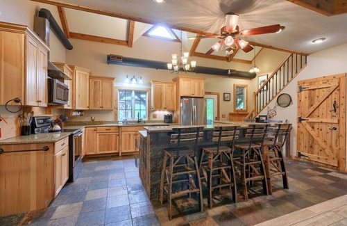 Logan Kabine | Kabine-Eigenes Badezimmer-Wolf Den