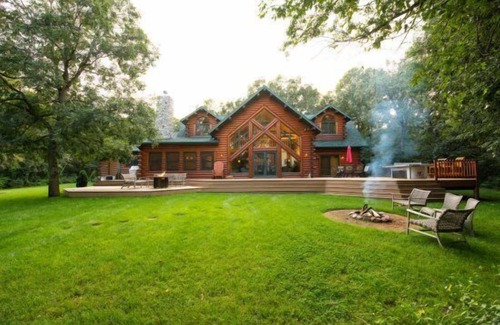 Nekoosa Haus | Wolf Lodge 50 Minuten nördlich von Downtown Wisconsin Dells