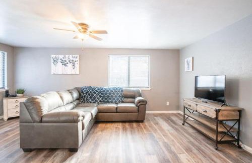 Sunnyland Wohnung | WOOD INN Cozy 2BD over the bridge