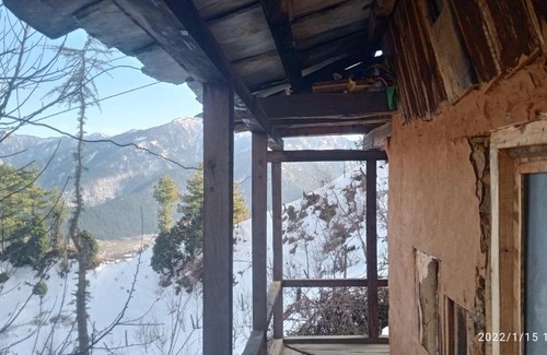 Mohal Haus | Wooden home bhatkanda