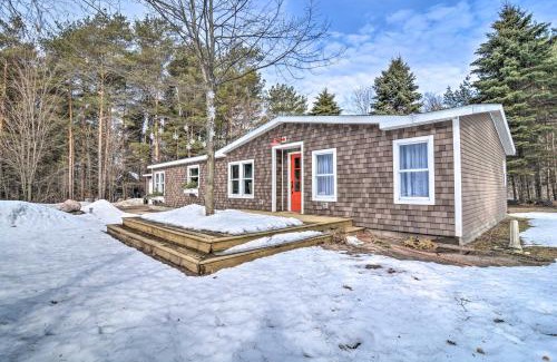 Good Hart Haus | Woodland Retreat Near Trails, Golf and Wineries!