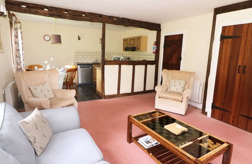 Builth Wells Wohnung | WOODPECKER 2, Landhaus auf dem Land in Llanafan Fawr, Ref. 951511