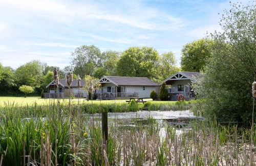 Somerton Skihütte | Woodpecker Lodge, Redlake Farm nr Glastonbury