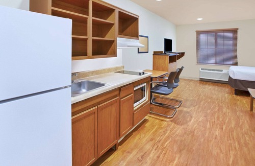 West Columbus Hotel | WoodSpring Suites Columbus Urbancrest