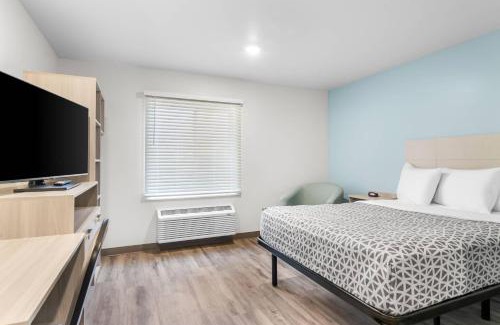 Elkhart Hotel | WoodSpring Suites Elkhart