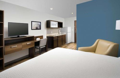 North San Antonio - SAT Hotel | WoodSpring Suites San Antonio Stone Oak