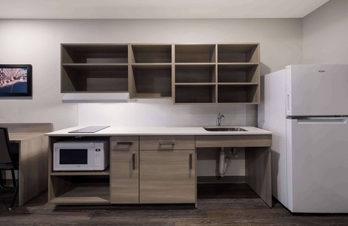 Wixom Hotel | Woodspring Suites Wixom - Novi