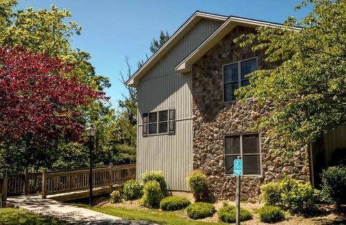 McGaheysville Eigentumswohnung | Woodstone at Massanutten 2br suite, Saturday check-in