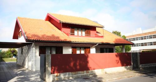 Esmoriz Haus | Woof & Sun