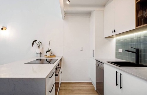 Bulimba Wohnung | Woolstore Style! ~ 2Bed/2Bath/1Car ~ Teneriffe