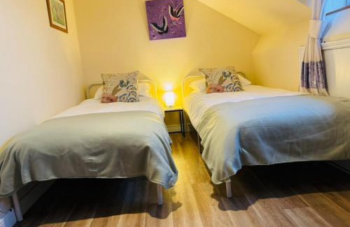 Worcester Haus | Worcester Homestay