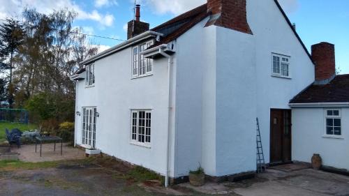 Woolhope Haus | Worfield