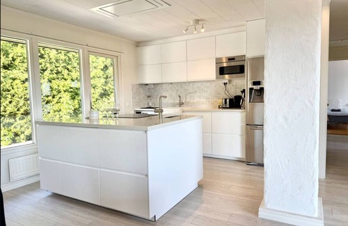 Partille Wohnung | Workers Villa 5BR - 10 Beds - 2 Bath - All inclusive