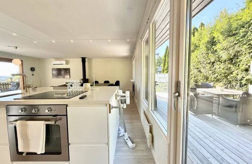 Partille Wohnung | Workers Villa 5BR - 10 Beds - 2 Bath - All inclusive