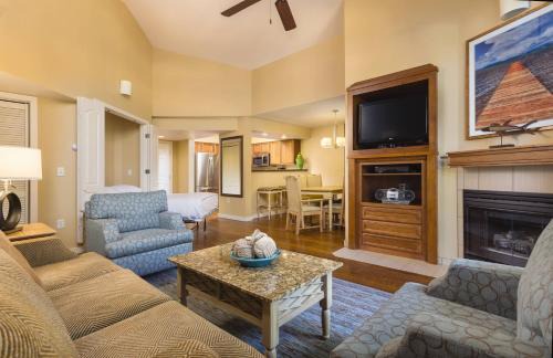 Round Hill Village Resort | WorldMark South Shore