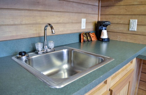 Kansas City Kabine | Worlds of Fun Village