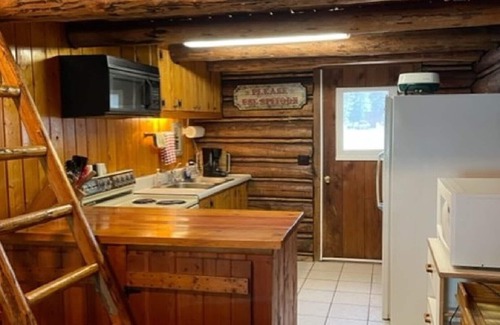 Condon Kabine | Wrangler Log Cabin Sleep 8