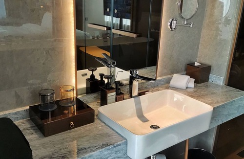 Jinzhou District Hotel | Wyndham Dalian Jinpu