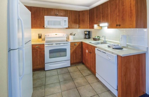 Yachting Village Eigentumswohnung | Wyndham Newport Onshore|1BR/1BA Balcony King Suite