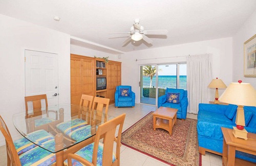 Colliers Bay Eigentumswohnung | Wyndham Reef Resort 1 & 2 Schlafzimmer Aussperrung 2 Bad Erdgeschoss Strandfront EastEnd