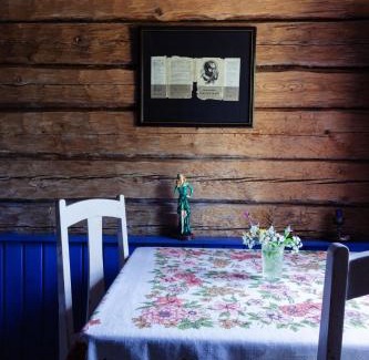 Tiainen Villa | Yövesi Atelier Home, Yöveden Ateljeekoti