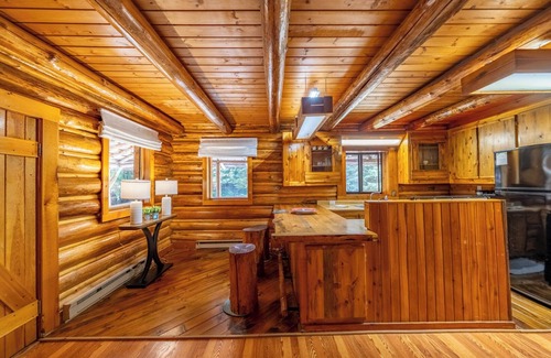 Troy Kabine | Riverfront Cabin! Yaak River Retreat in Troy Fishing, Hunting & Family Fun!